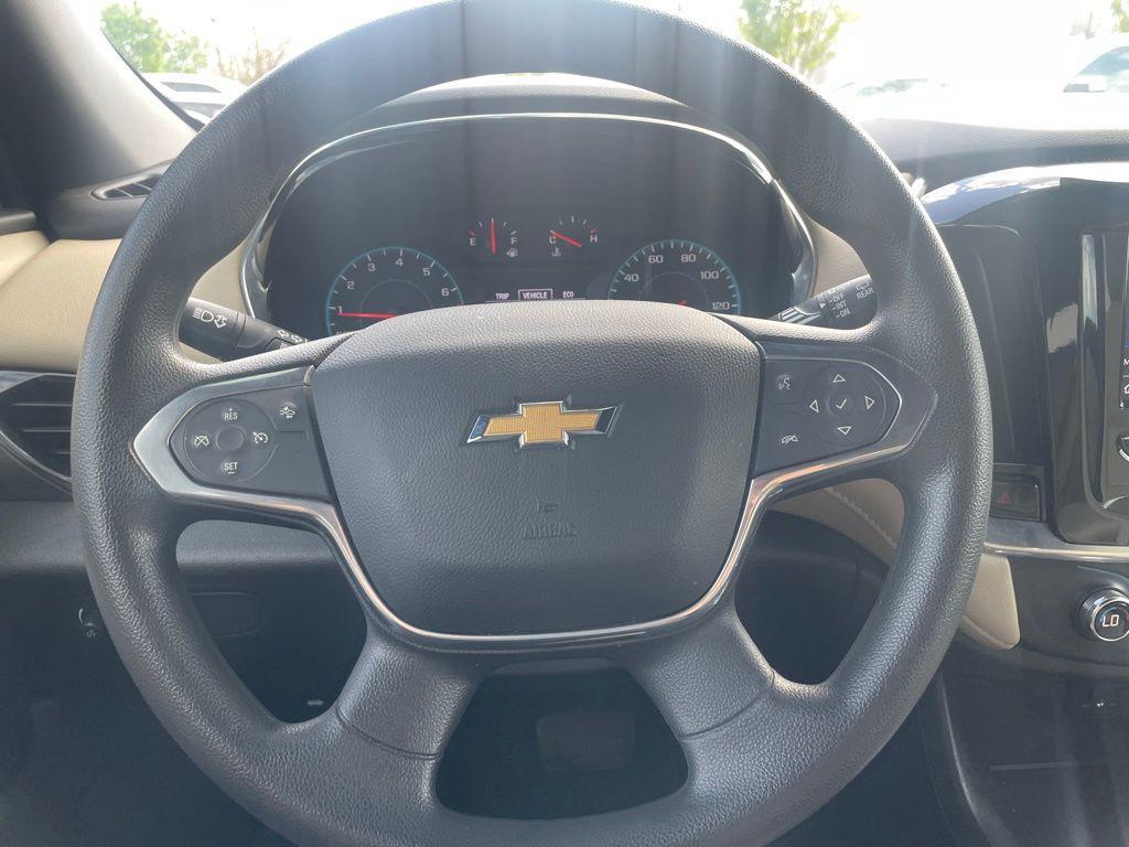 used 2022 Chevrolet Traverse car, priced at $24,625