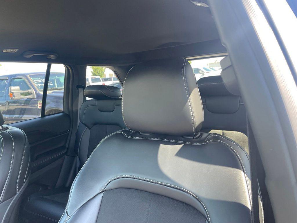 used 2025 Jeep Grand Cherokee car, priced at $38,129