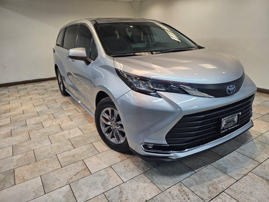used 2021 Toyota Sienna car, priced at $37,477