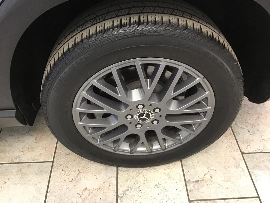 used 2022 Mercedes-Benz GLE 450 car, priced at $45,477