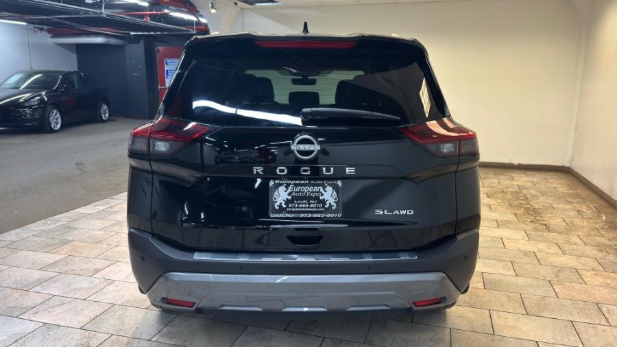 used 2022 Nissan Rogue car, priced at $21,777