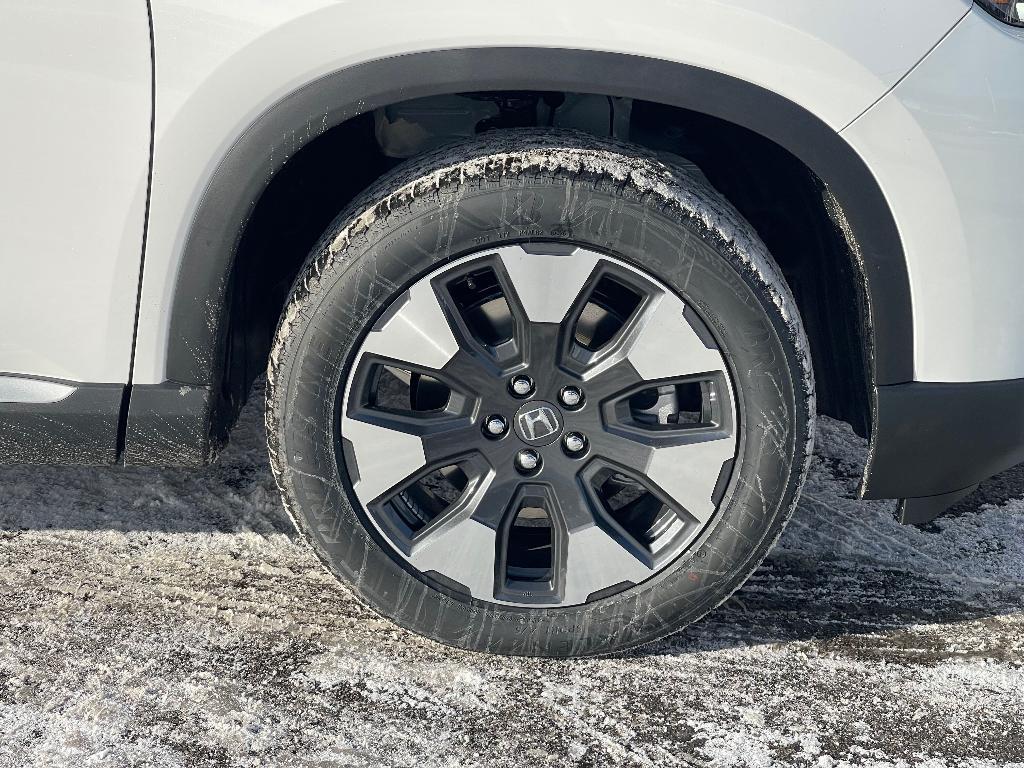 new 2026 Honda Pilot car, priced at $49,745