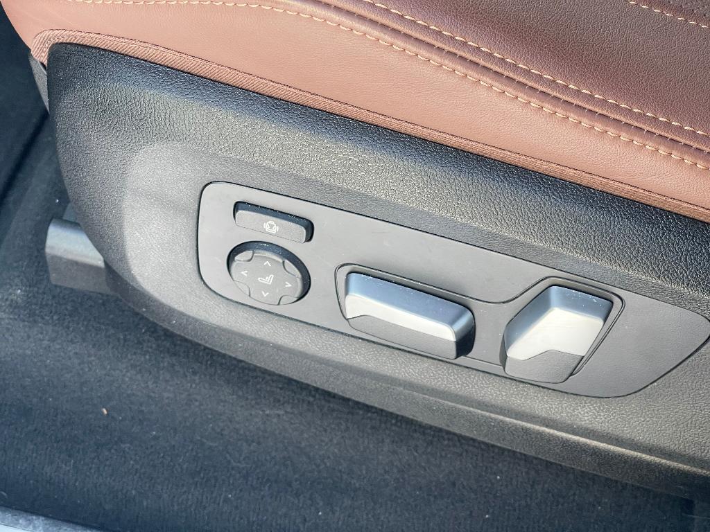 used 2025 BMW X5 PHEV car, priced at $59,900