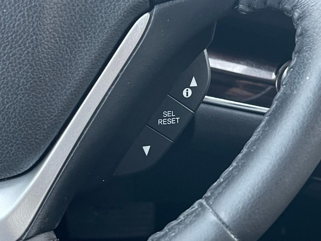 used 2016 Honda CR-V car, priced at $12,700