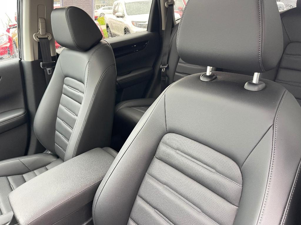 used 2024 Honda CR-V car, priced at $33,900