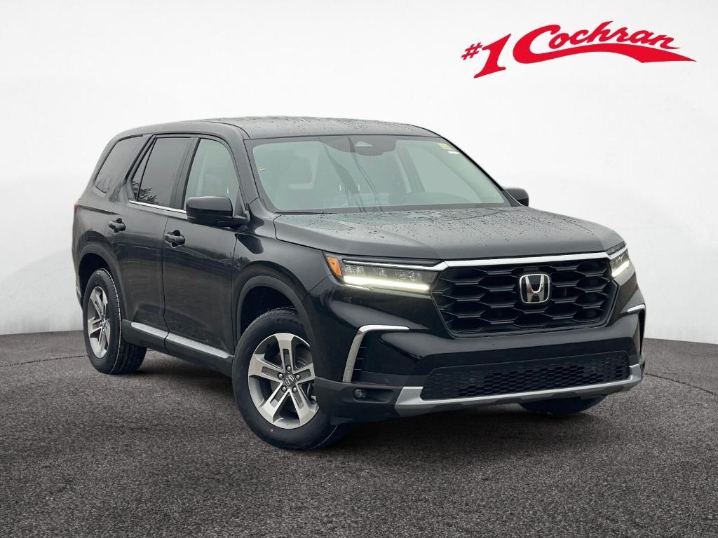 new 2025 Honda Pilot car, priced at $43,868