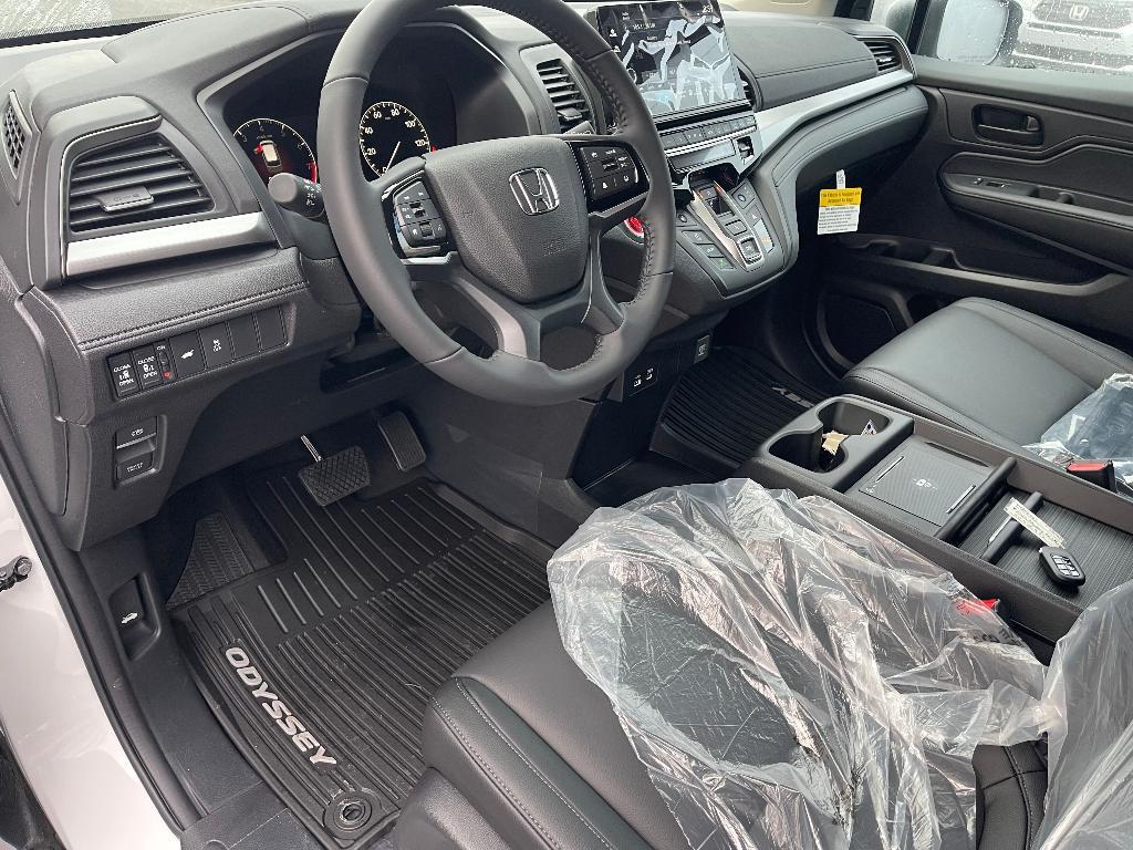 new 2026 Honda Odyssey car, priced at $42,164