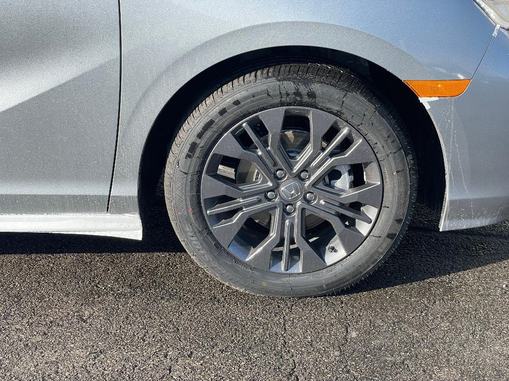 new 2026 Honda Odyssey car, priced at $45,707