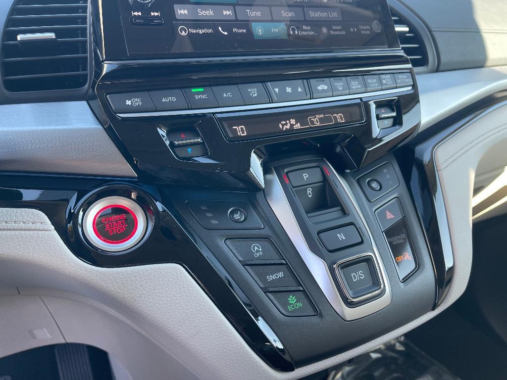 new 2026 Honda Odyssey car, priced at $45,433