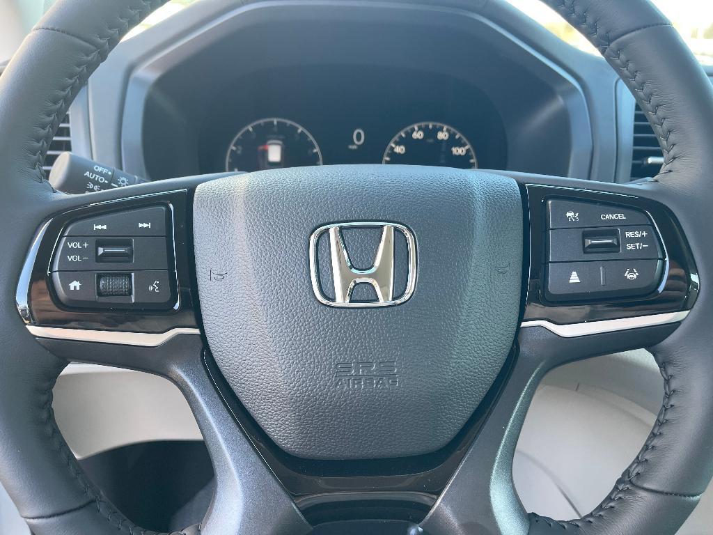 new 2026 Honda Odyssey car, priced at $45,433