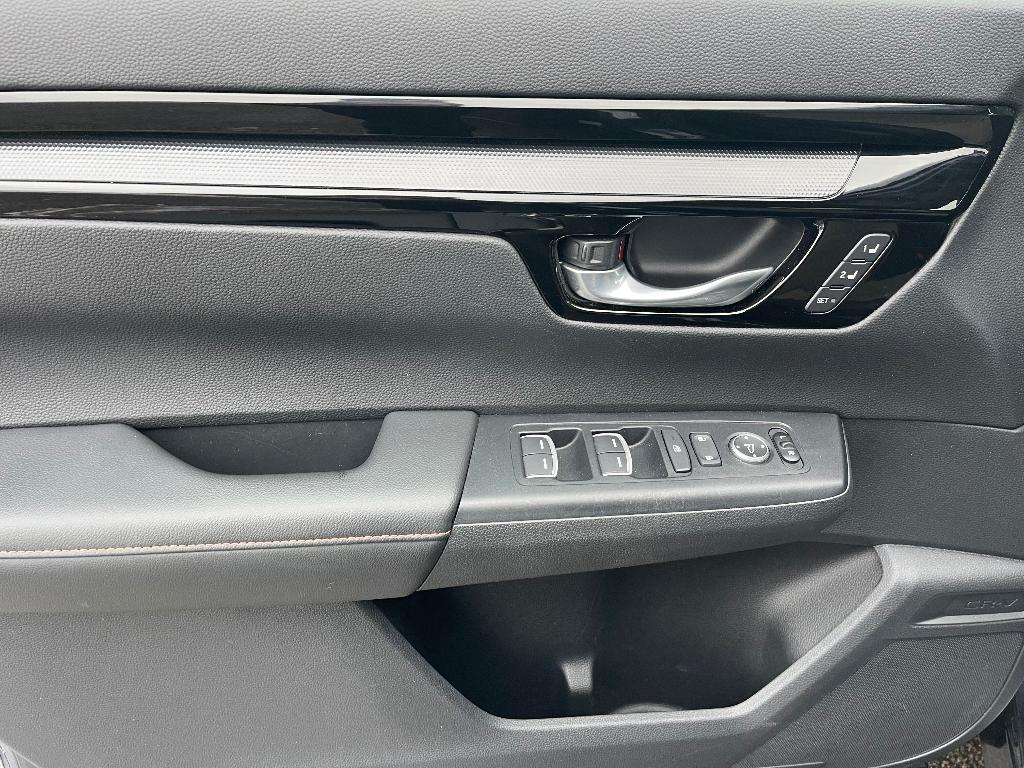 used 2023 Honda CR-V Hybrid car, priced at $32,995