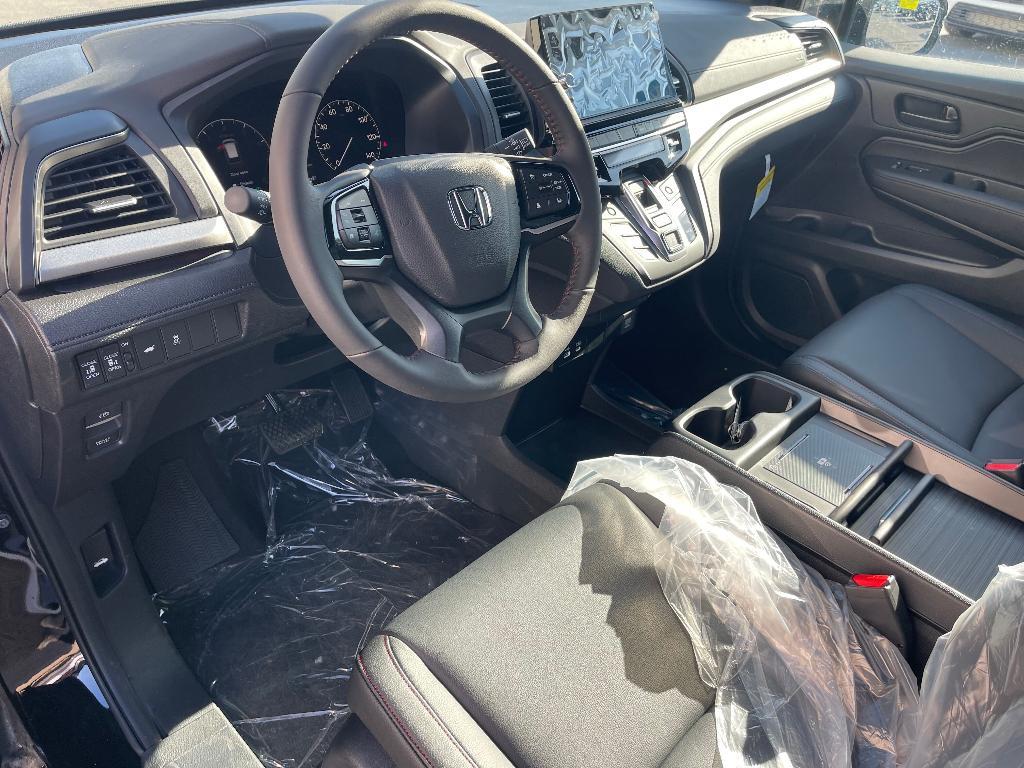 new 2026 Honda Odyssey car, priced at $43,167