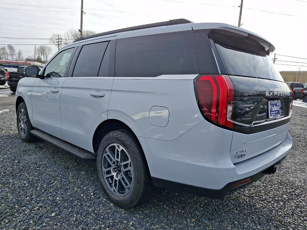 new 2026 Ford Expedition car, priced at $76,145