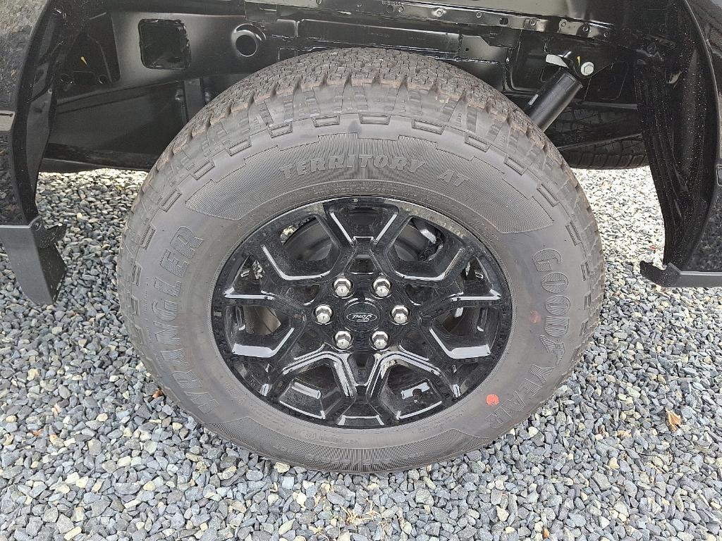 new 2025 Ford F-150 car, priced at $52,525