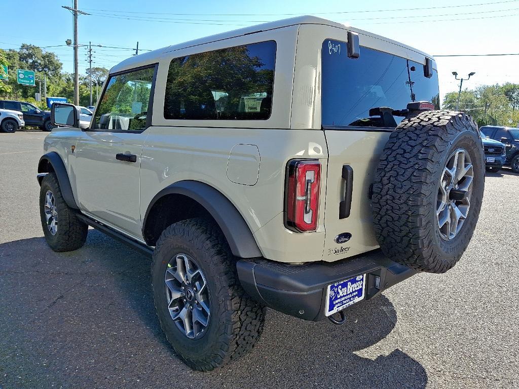 new 2025 Ford Bronco car, priced at $55,570