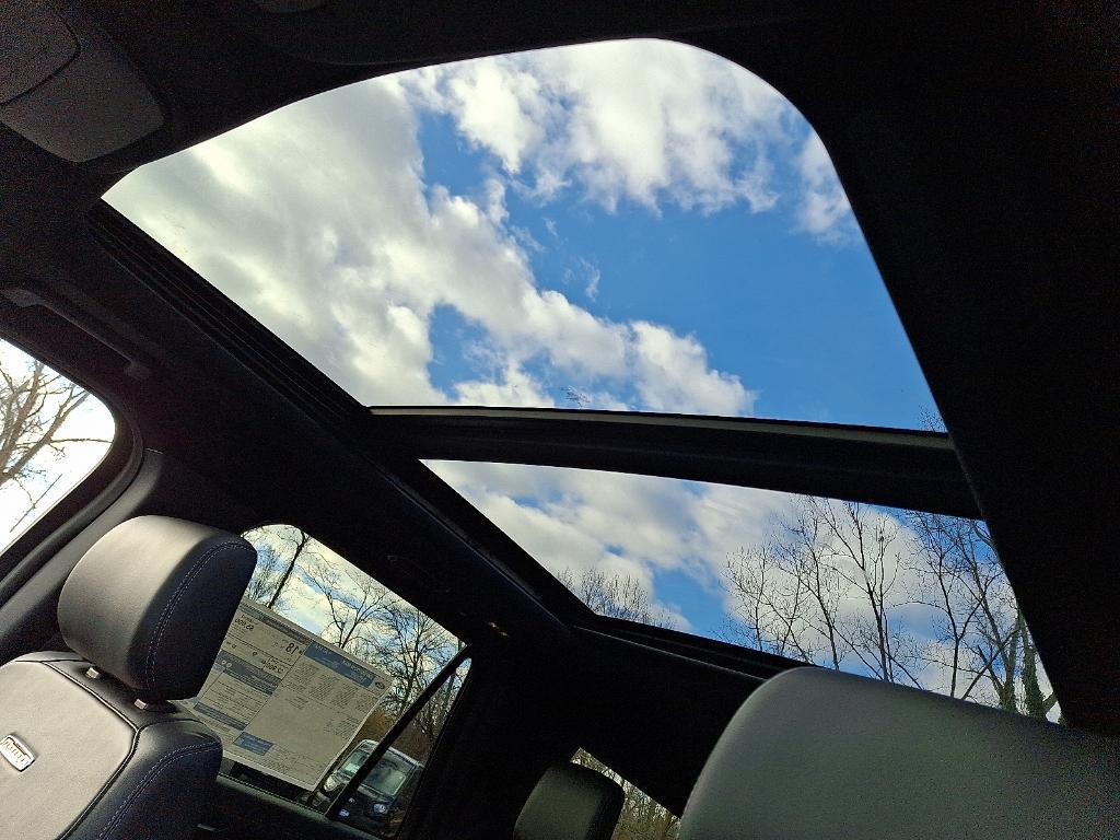 new 2025 Ford Expedition Max car, priced at $88,230