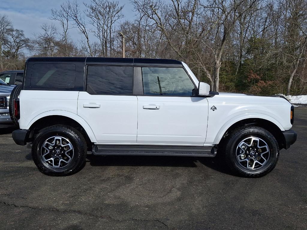used 2025 Ford Bronco car, priced at $45,994