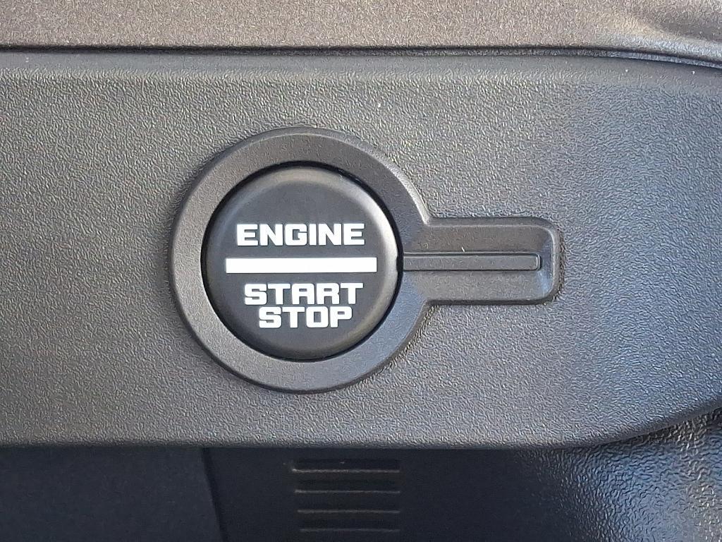 new 2025 Ford Bronco car, priced at $44,180