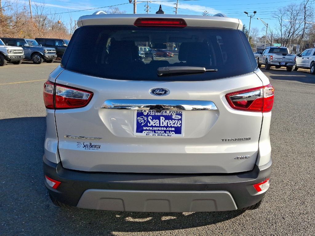 2022 Moondust Silver Metallic Ford EcoSport