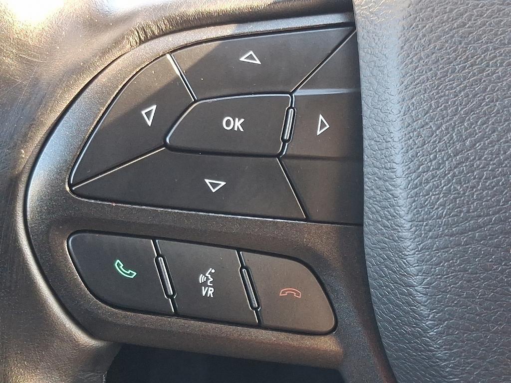 used 2020 Jeep Cherokee car, priced at $20,349