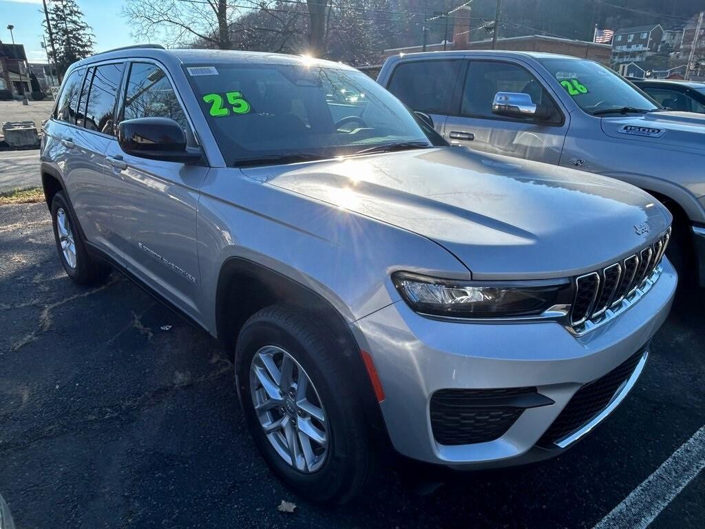 new 2025 Jeep Grand Cherokee car, priced at $46,418
