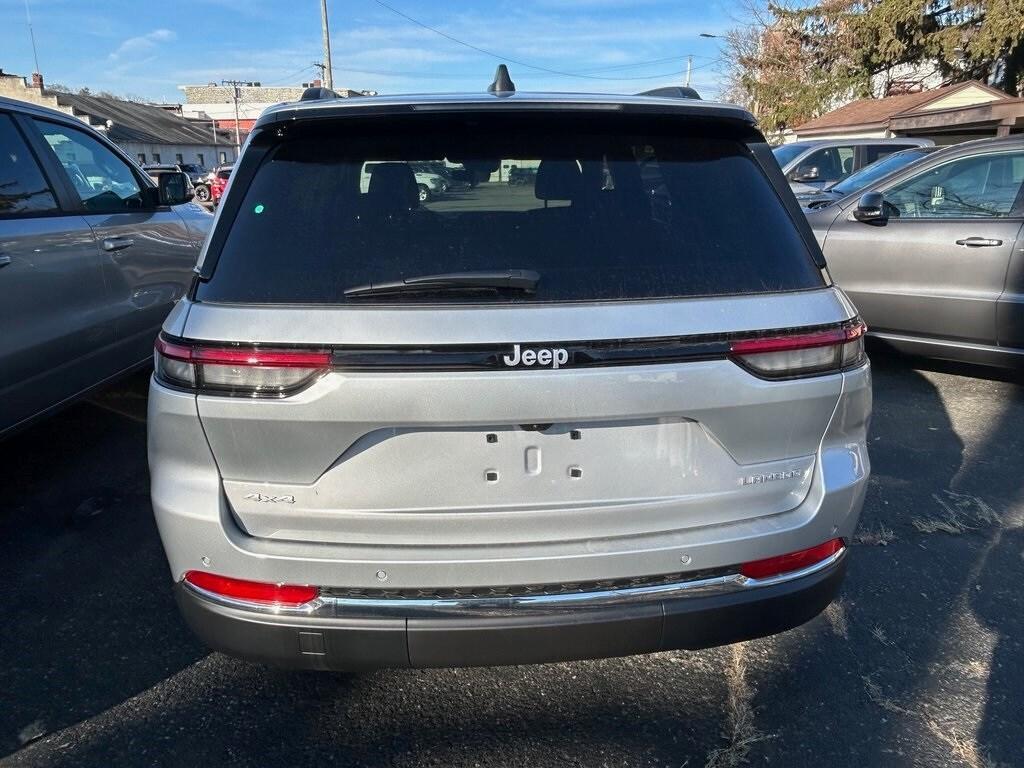 new 2025 Jeep Grand Cherokee car, priced at $46,418