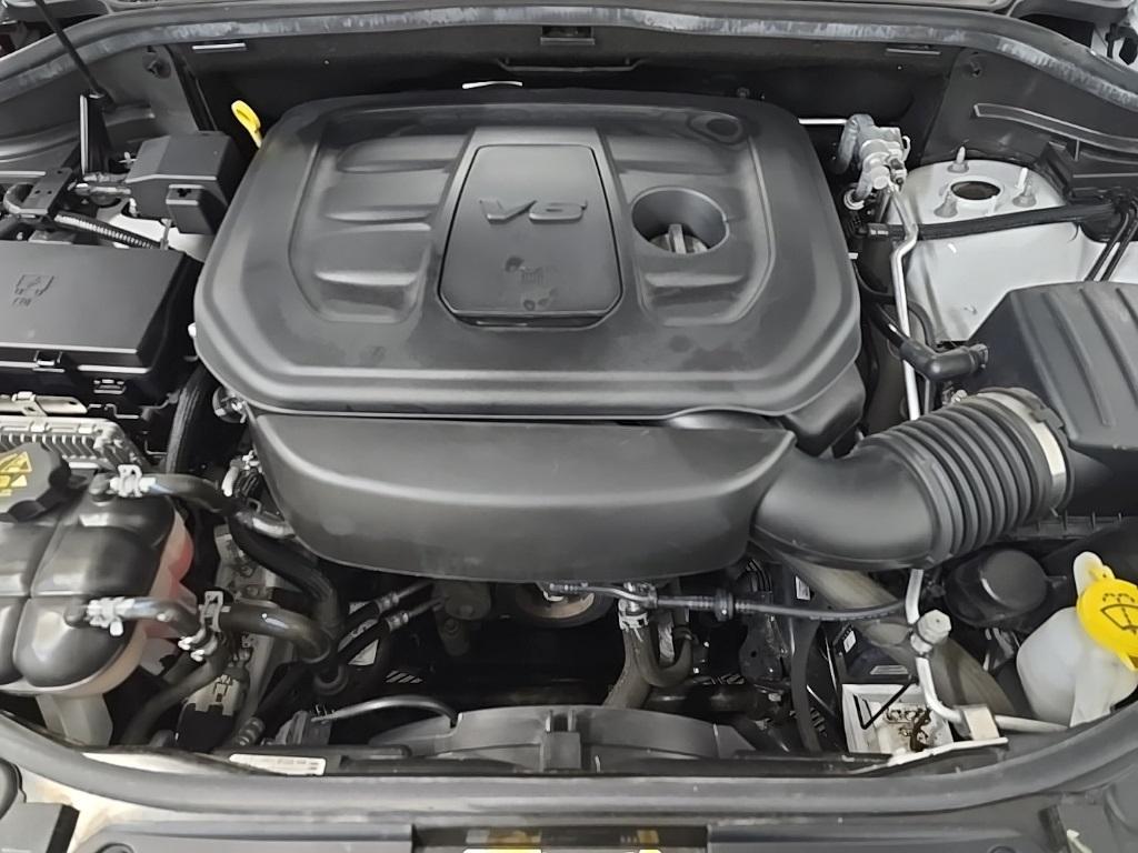 used 2021 Jeep Grand Cherokee car, priced at $24,999