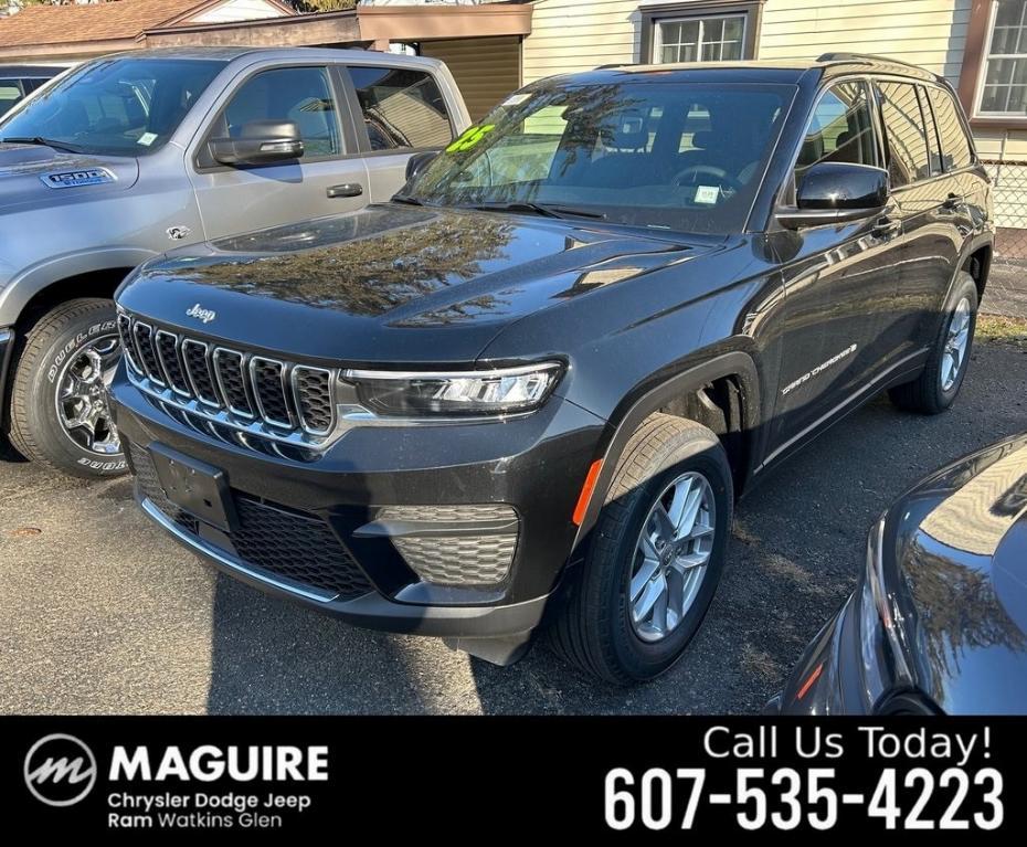 new 2025 Jeep Grand Cherokee car, priced at $42,500