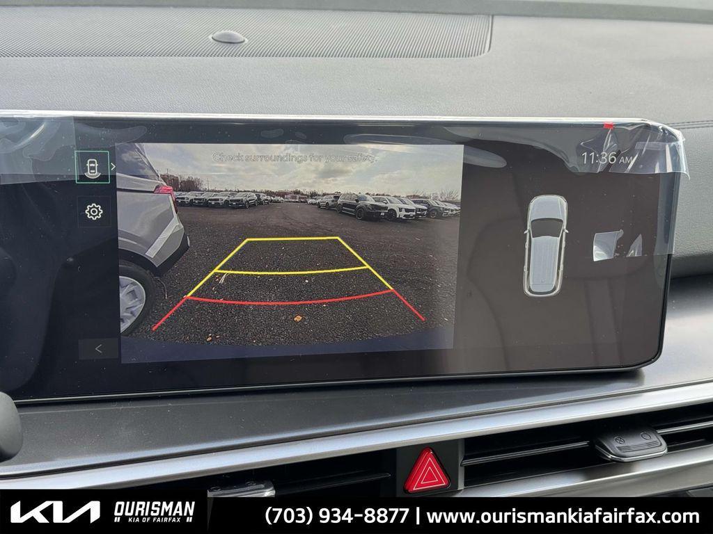 new 2025 Kia Sorento car, priced at $36,471