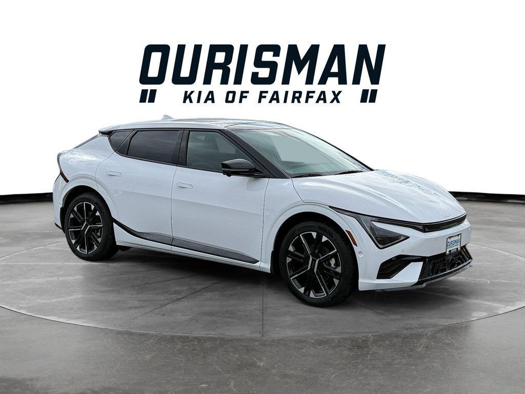 new 2025 Kia EV6 car, priced at $57,781