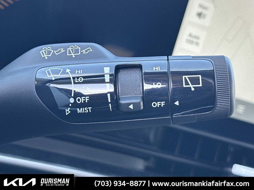 new 2026 Kia Carnival car, priced at $39,903