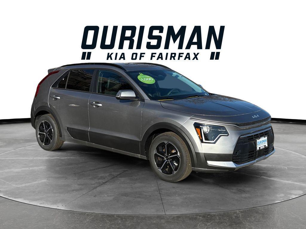 new 2025 Kia Niro Plug-In Hybrid car, priced at $34,796