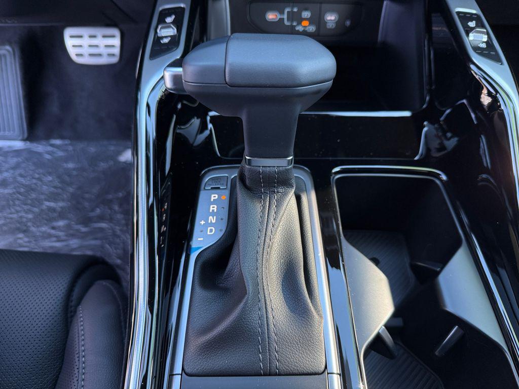 new 2025 Kia Sorento car, priced at $46,218