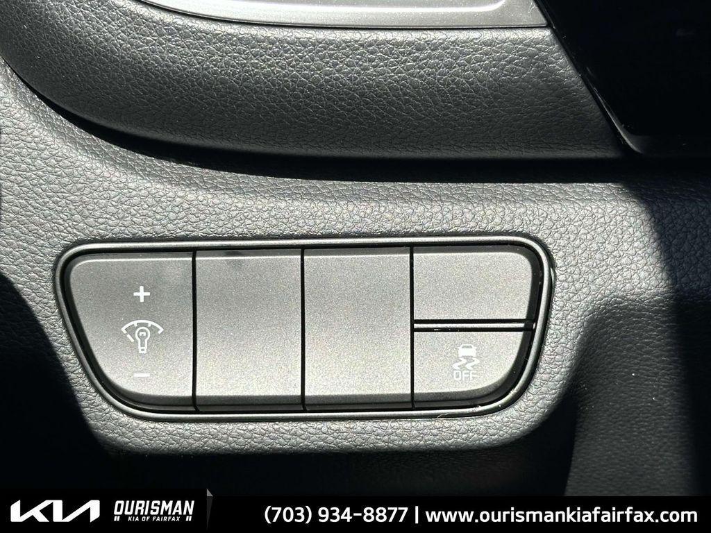 new 2025 Kia Seltos car, priced at $25,907