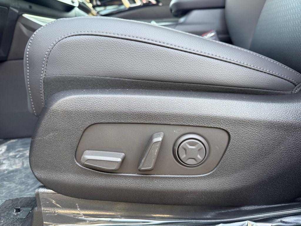 new 2026 Kia Carnival Hybrid car, priced at $53,403