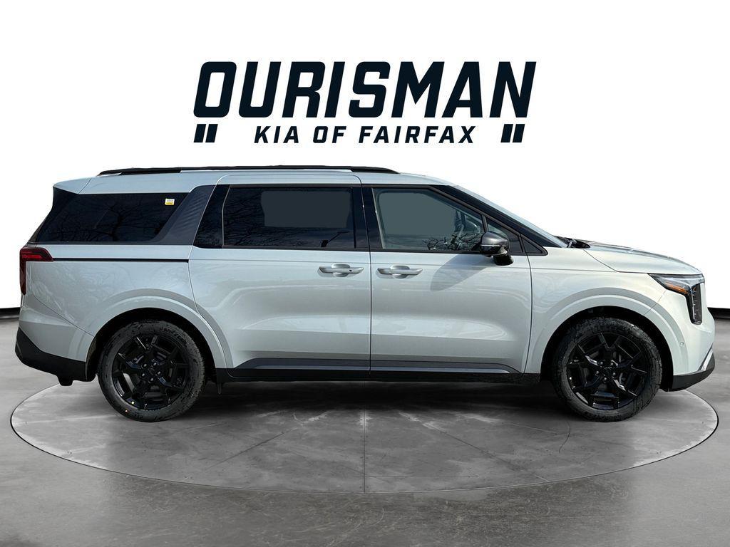 new 2026 Kia Carnival Hybrid car, priced at $53,886