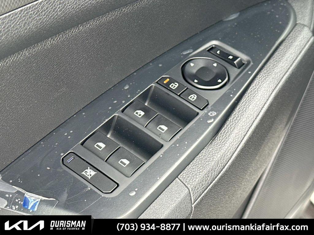 new 2026 Kia Sportage Hybrid car, priced at $29,910