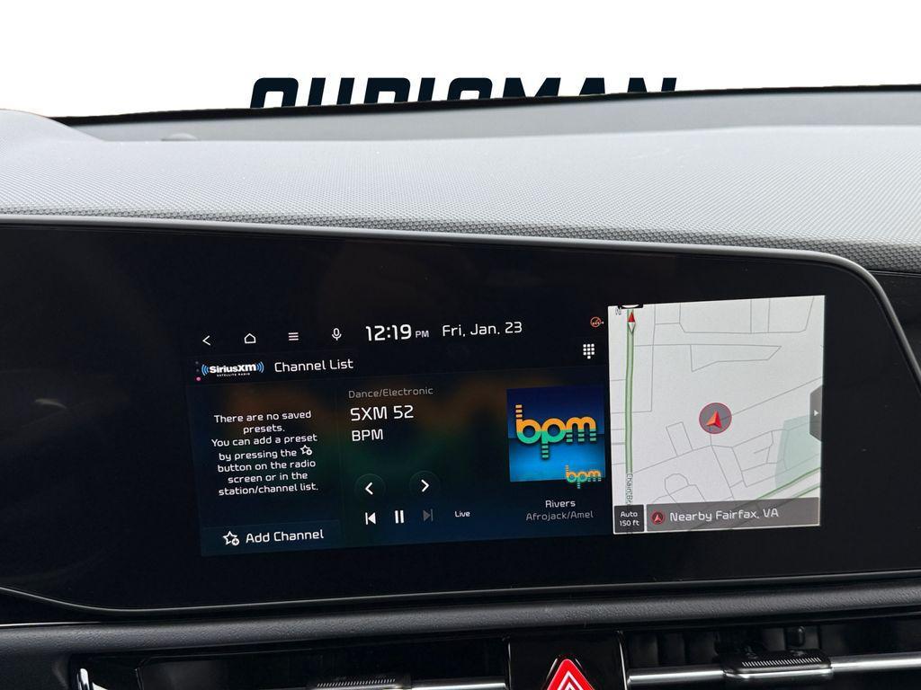 new 2025 Kia Niro car, priced at $32,736