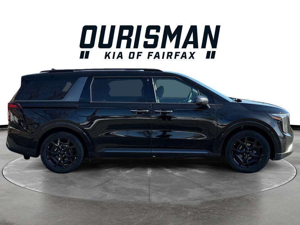 new 2026 Kia Carnival Hybrid car, priced at $53,866
