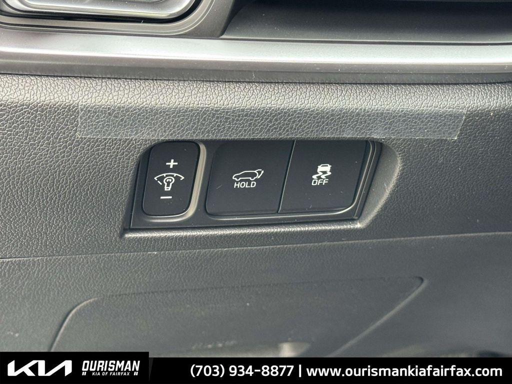 new 2026 Kia Sorento Hybrid car, priced at $41,307