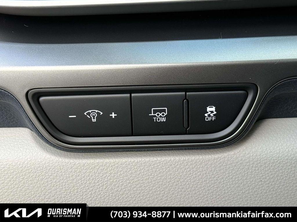 new 2026 Kia Carnival Hybrid car, priced at $52,742