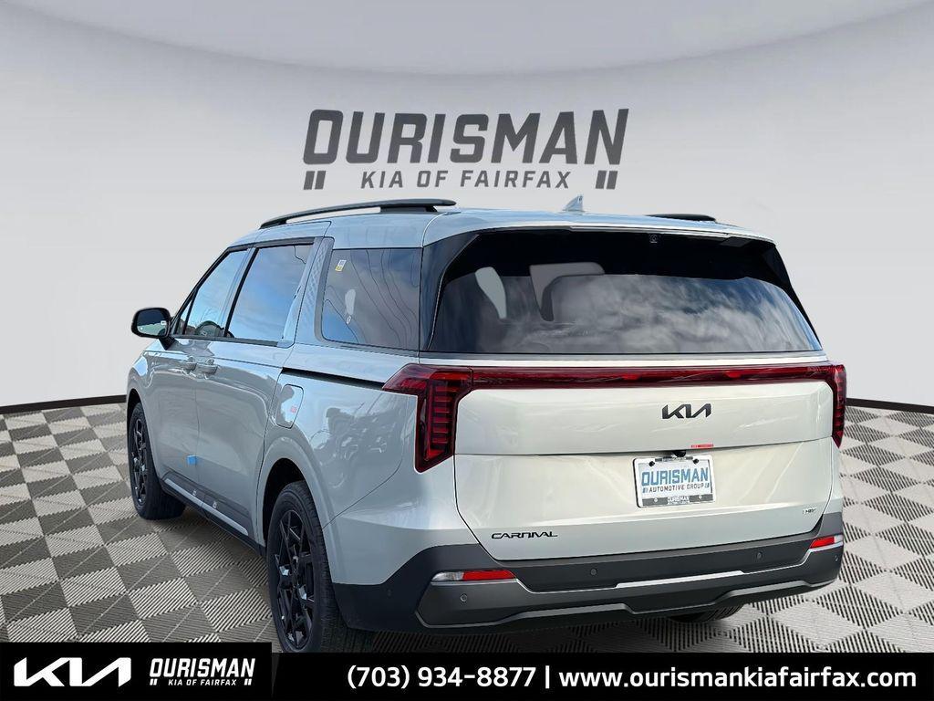 new 2026 Kia Carnival Hybrid car, priced at $52,742