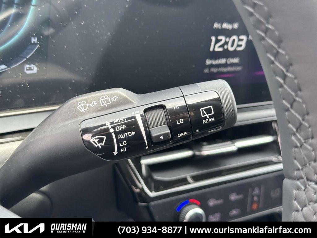 new 2025 Kia Niro car, priced at $32,914