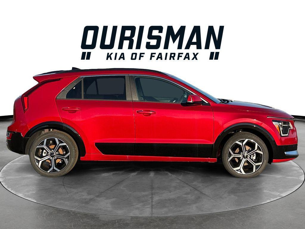 new 2025 Kia Niro car, priced at $35,314