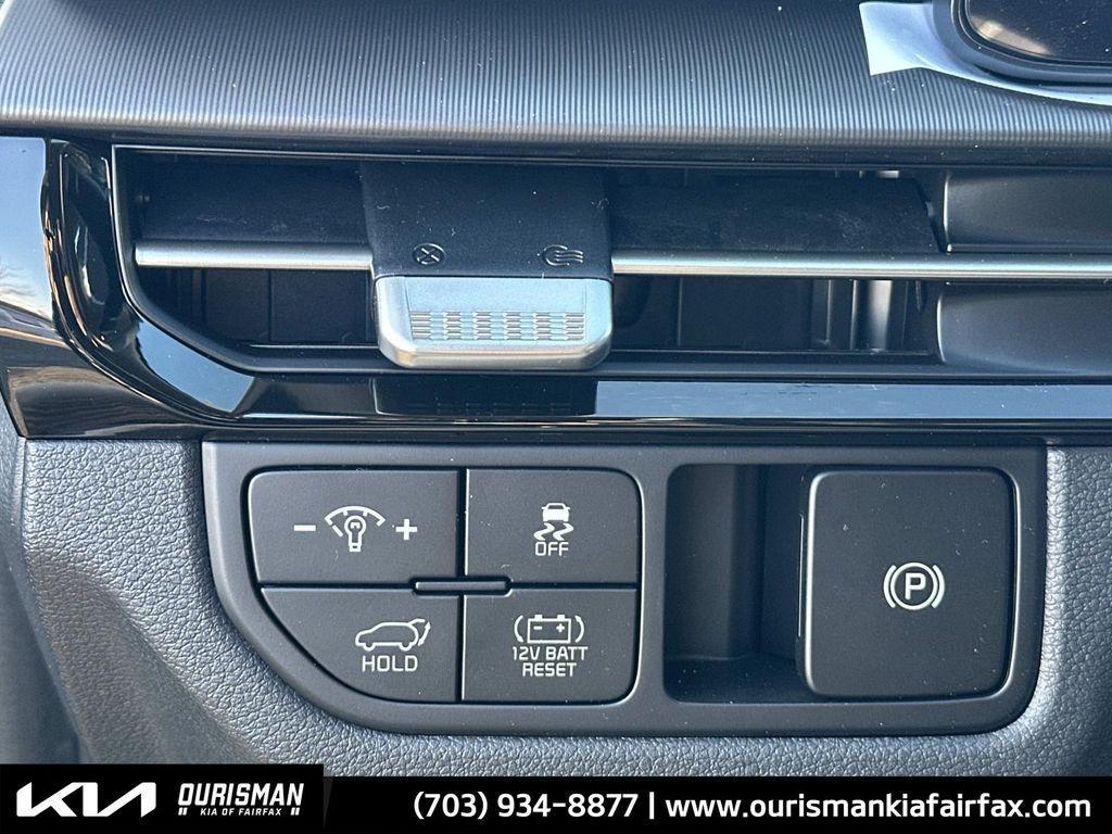 new 2026 Kia Sportage Hybrid car, priced at $35,610