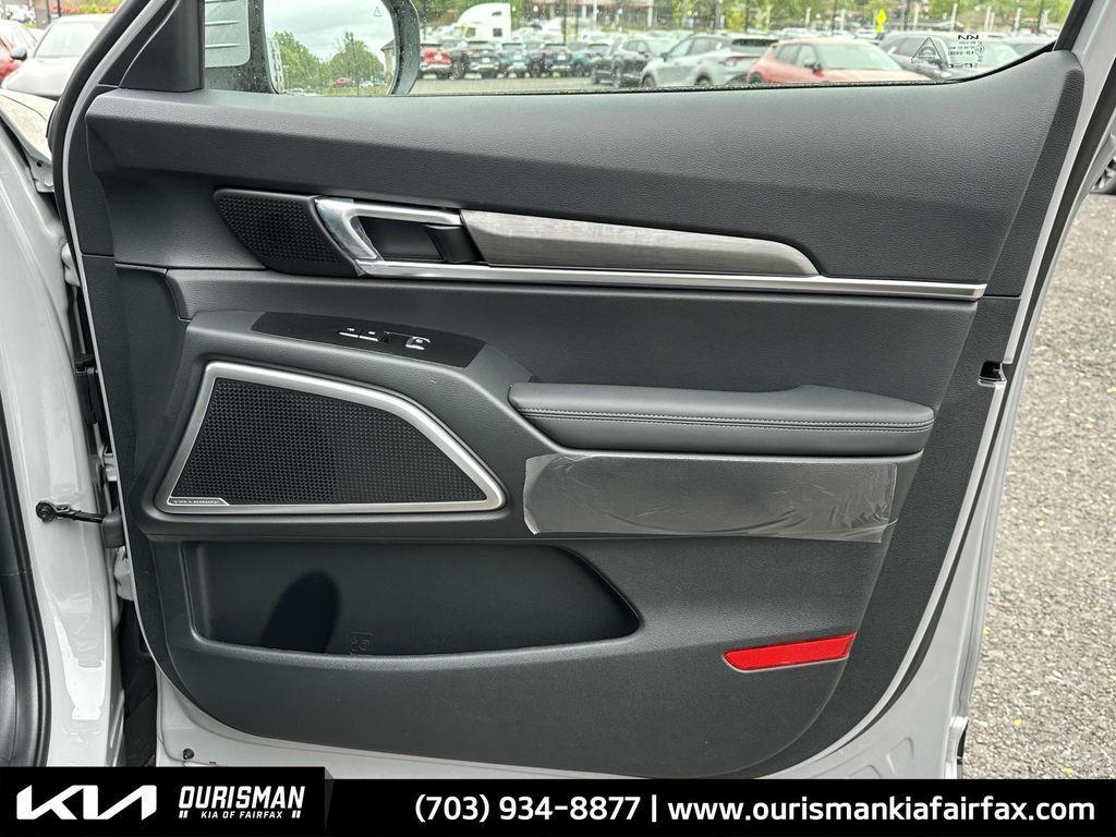 new 2025 Kia Telluride car, priced at $45,555