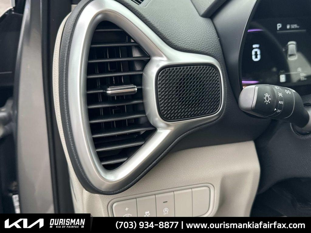 new 2025 Kia Soul car, priced at $20,019