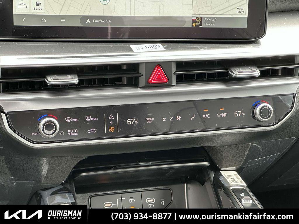 new 2025 Kia Sorento Hybrid car, priced at $40,502