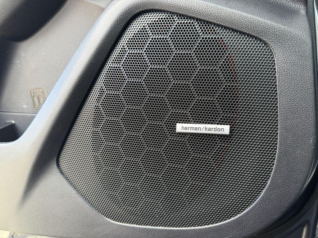 used 2021 Subaru Ascent car, priced at $20,000