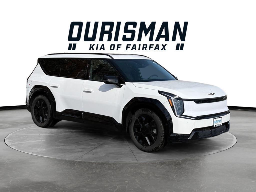 new 2026 Kia EV9 car, priced at $70,784